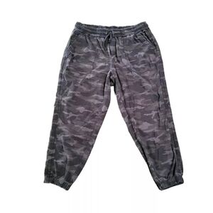 ATHLETA Camo Farallon Jogger Women's Size 18 Black Olive Sweatpants Activewear